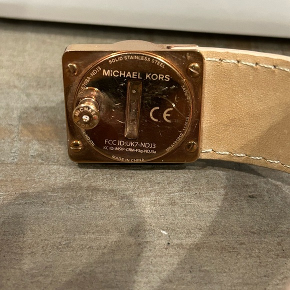 MICHAEL KORS “Rare” and “Limited” Women’s Rosa Gold Watch Hunger Stop - Picture 15 of 16